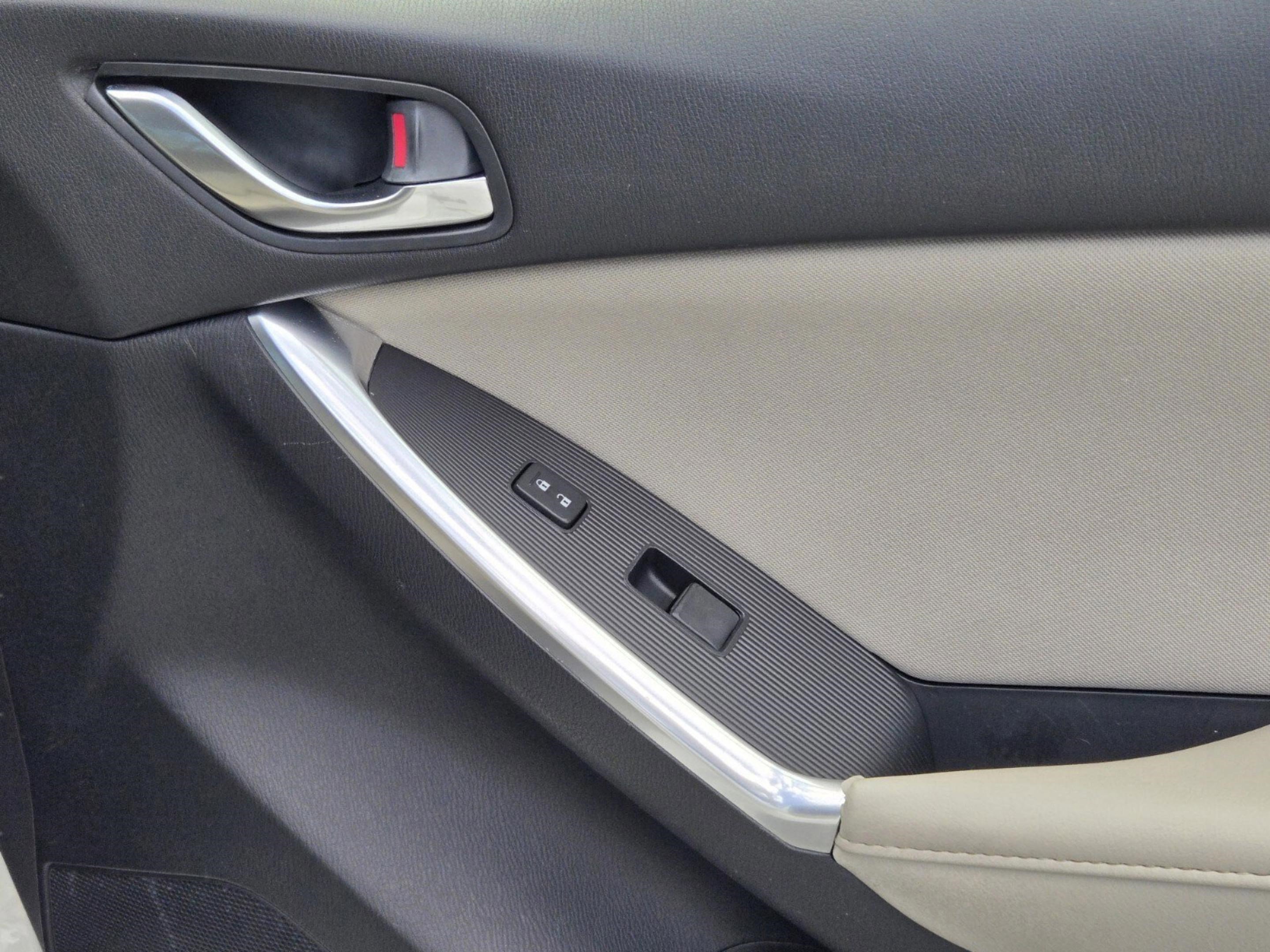 Used 2014 MAZDA CX-5 Touring image 25