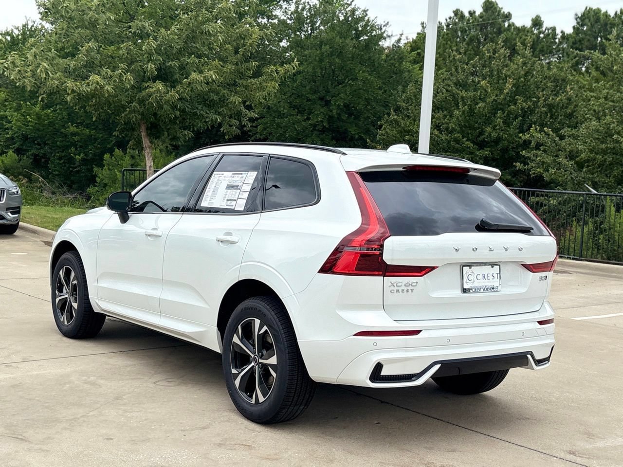 New 2026 Volvo XC60 B5 Core AWD/4WD image 5