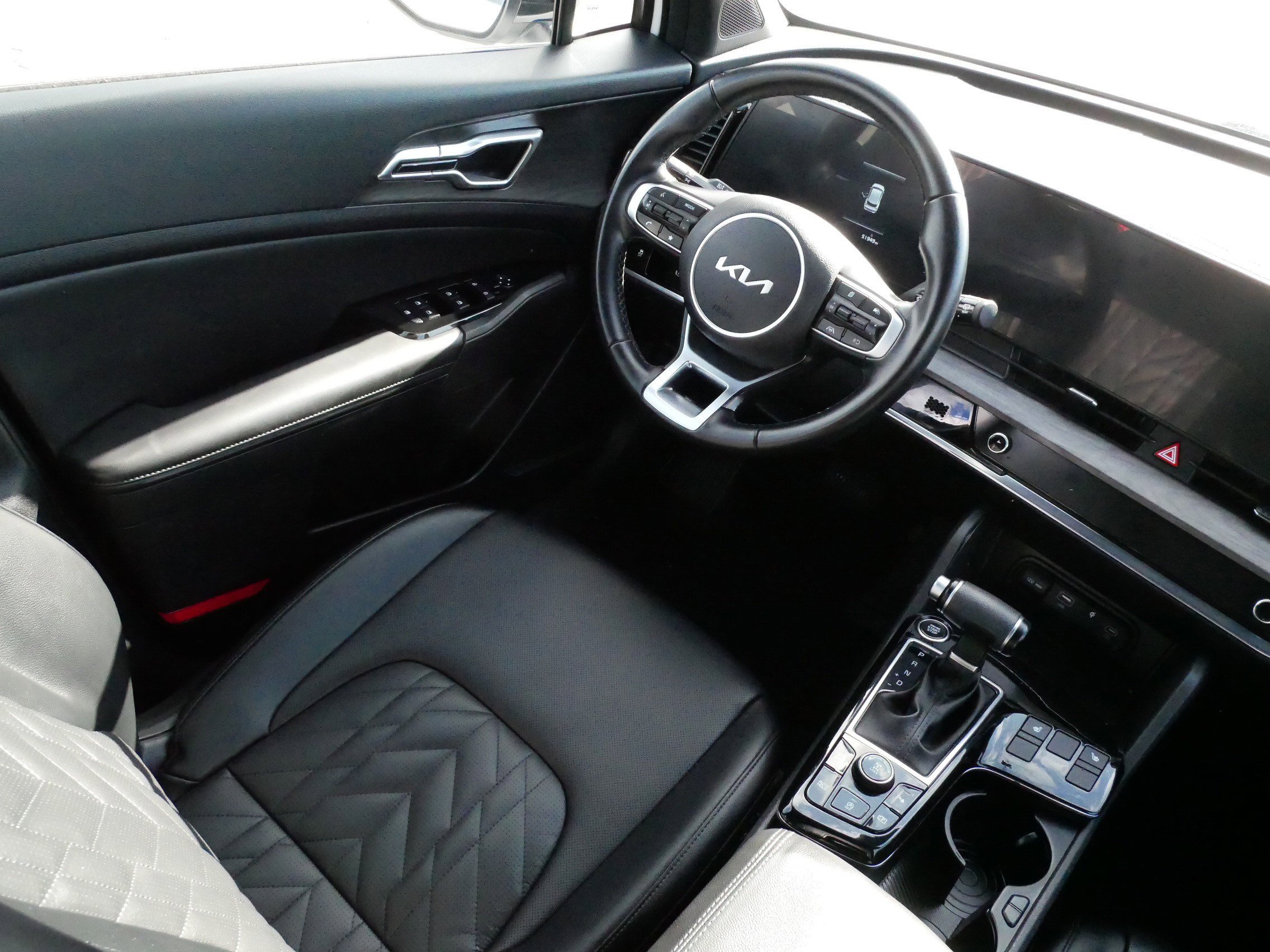 Used 2023 Kia Sportage X-Line image 9