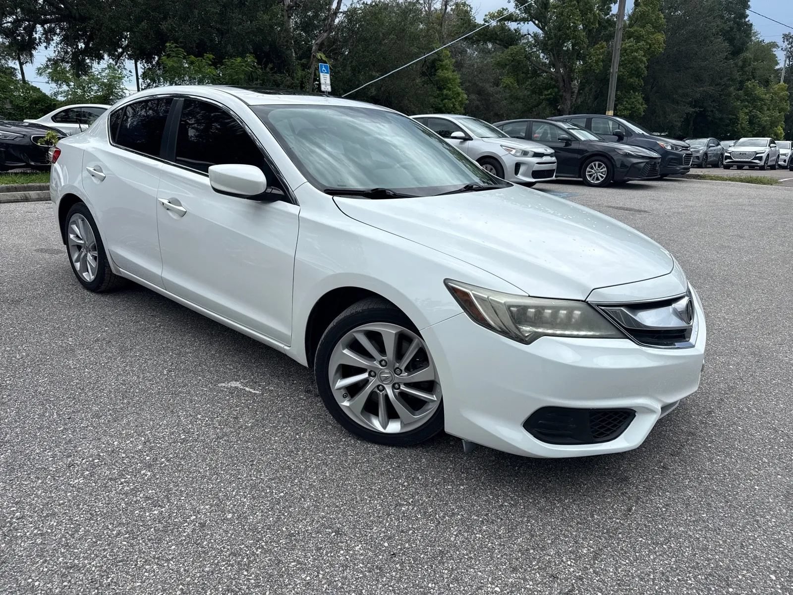 Used 2017 Acura ILX FWD image 6