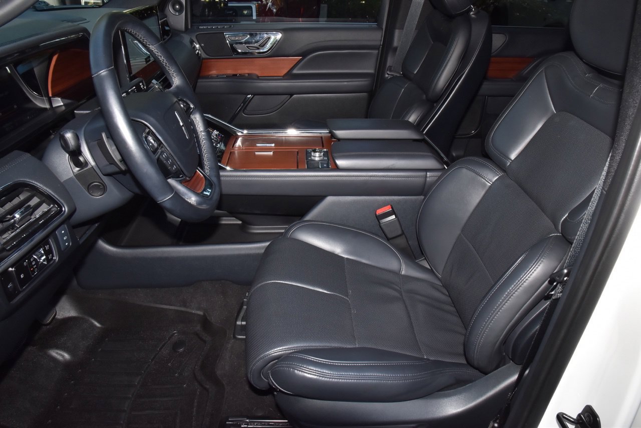 Used 2023 Lincoln Navigator 2WD image 13