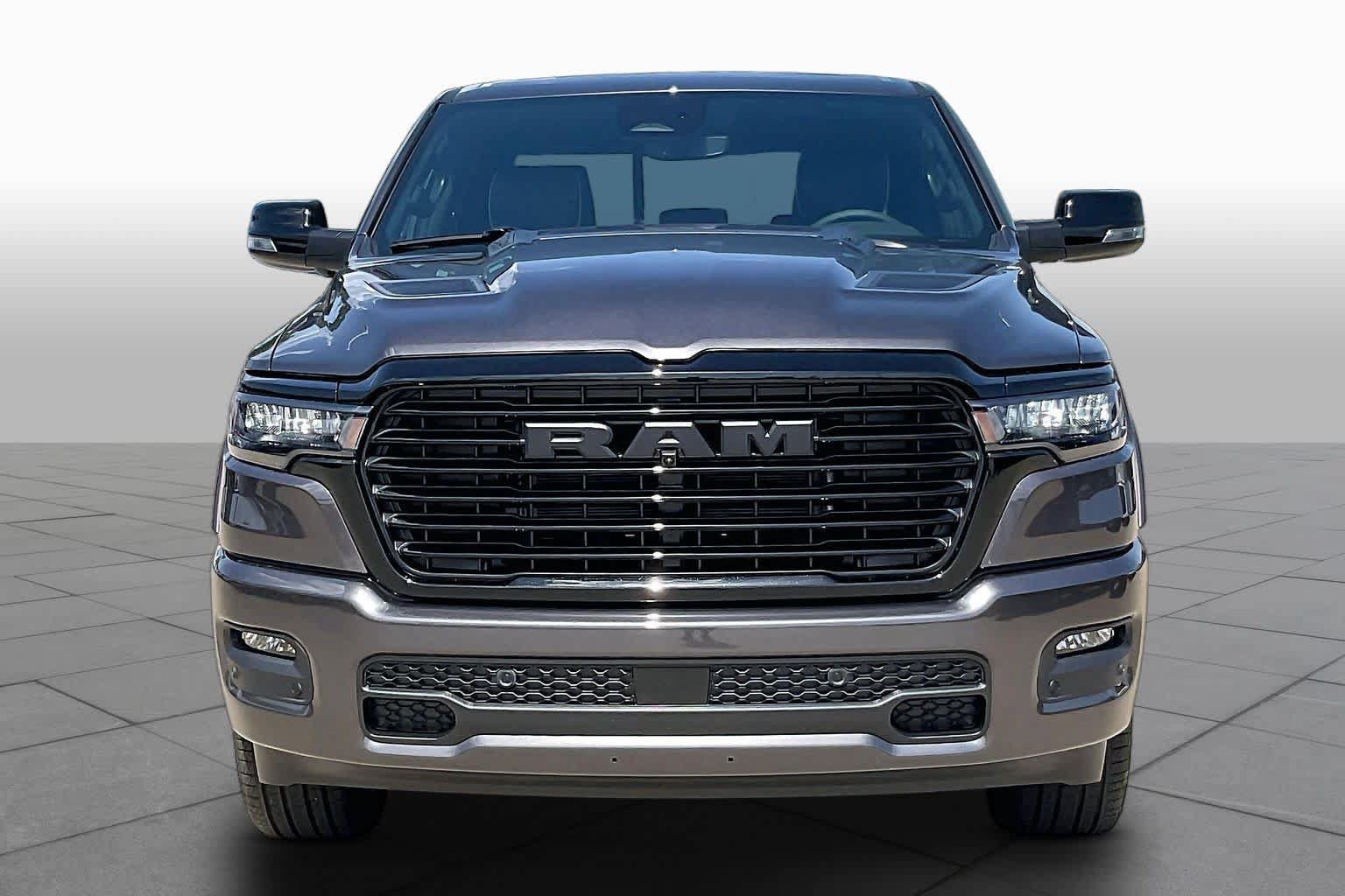 New 2027 RAM 1500 Laramie AWD/4WD image 3