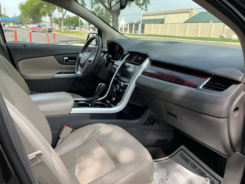 Used 2014 Ford Edge Limited w/ Equipment Group 302A FWD image 26