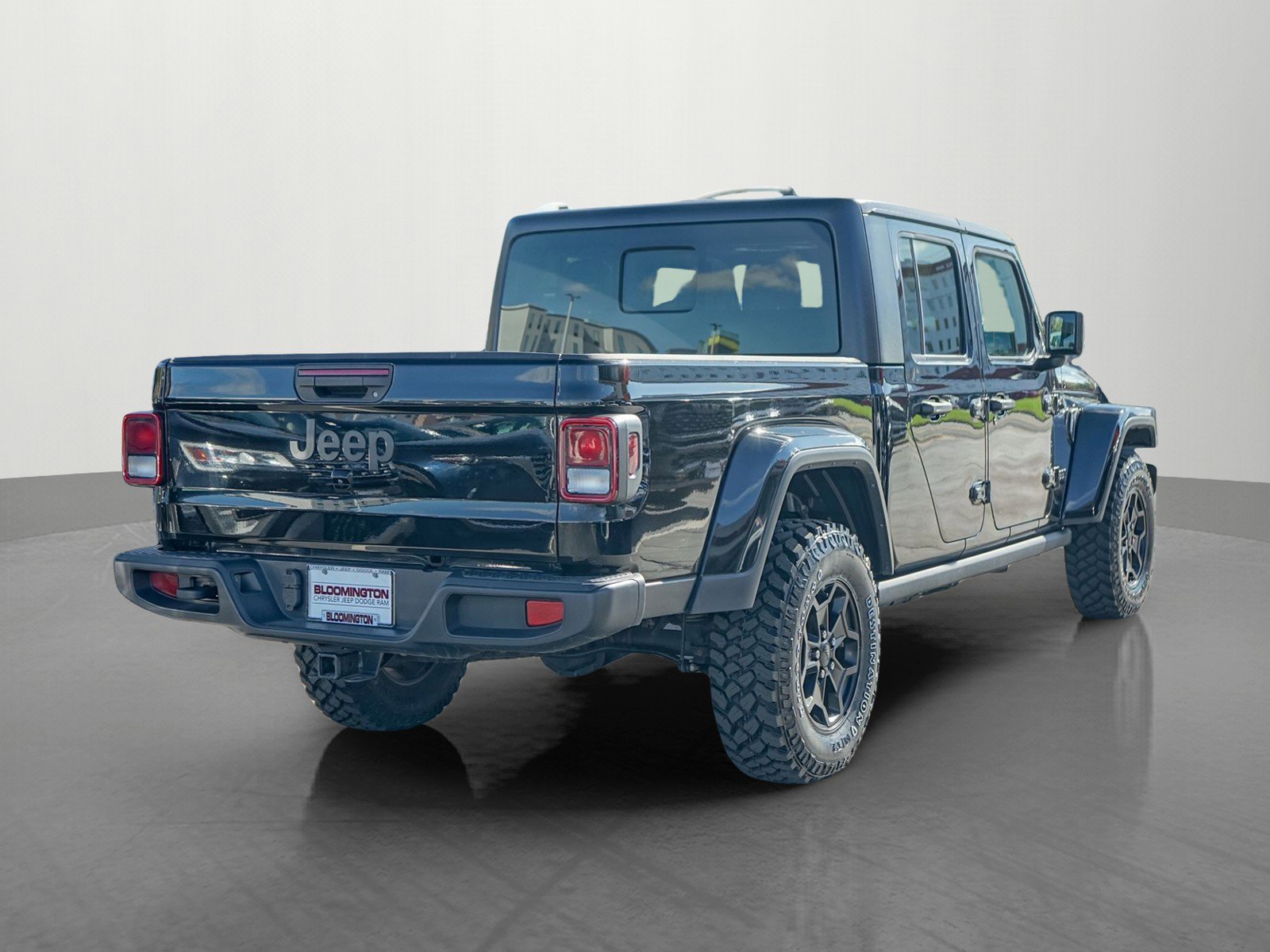 Used 2021 Jeep Gladiator Willys image 7