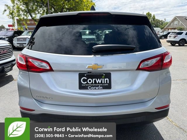 Used 2019 Chevrolet Equinox LS w/ LS Convenience Package FWD image 6