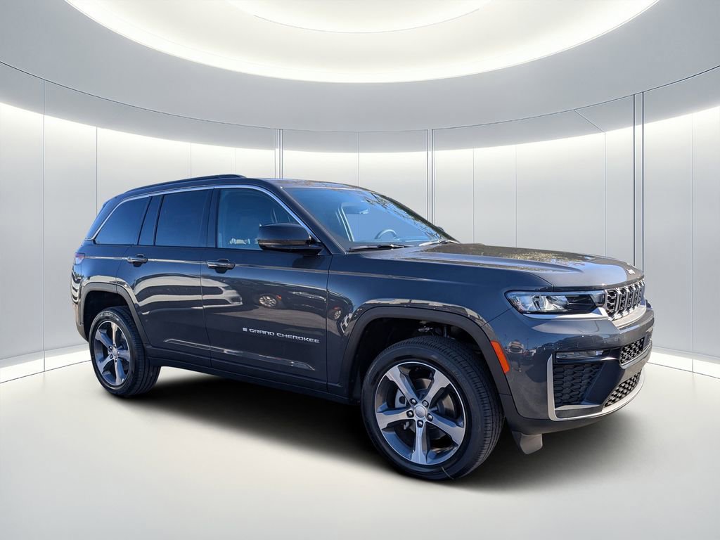 New 2026 Jeep Grand Cherokee Limited image 1