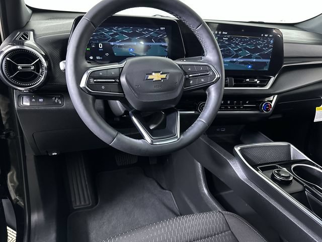 Used 2026 Chevrolet Equinox LT FWD image 21