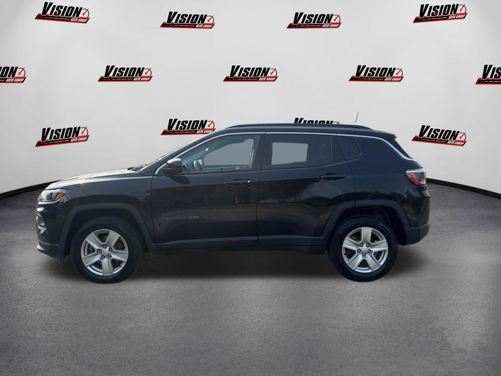 Used 2022 Jeep Compass Latitude w/ Convenience Group AWD/4WD image 8