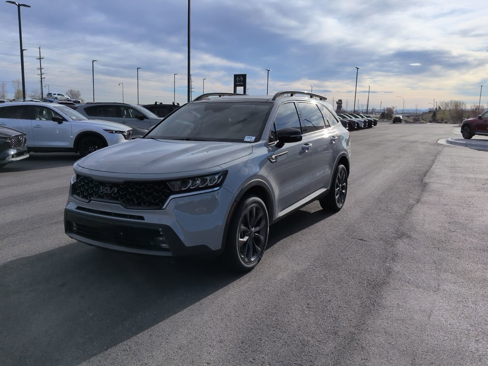 Used 2023 Kia Sorento X-Line EX image 3