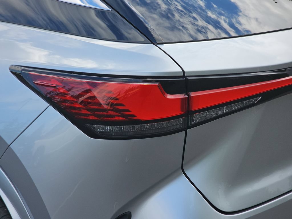 Certified 2023 Lexus RX 350 Premium Plus w/ Cold Area Package AWD/4WD image 35