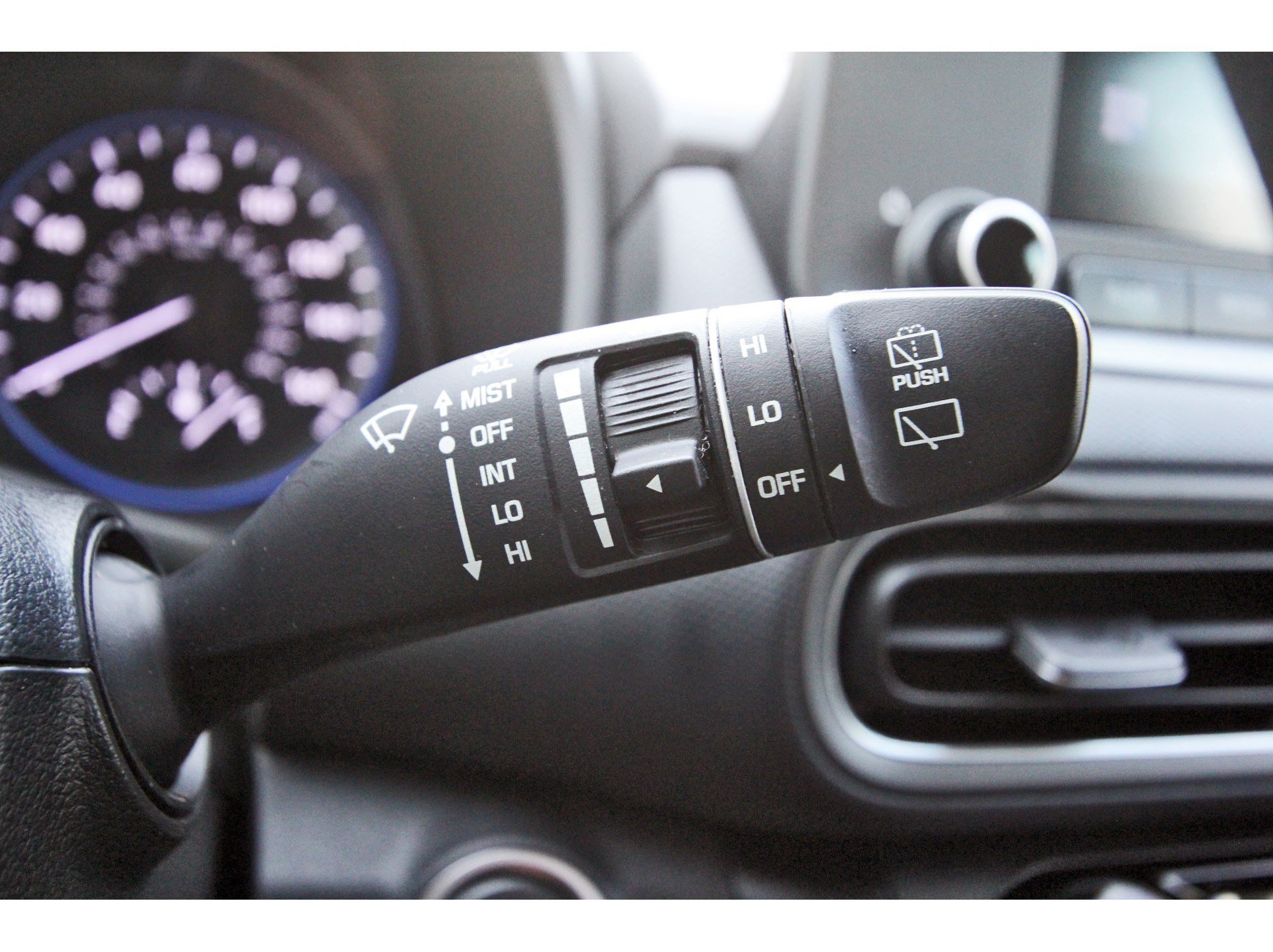 Used 2022 Hyundai Kona SEL FWD image 20