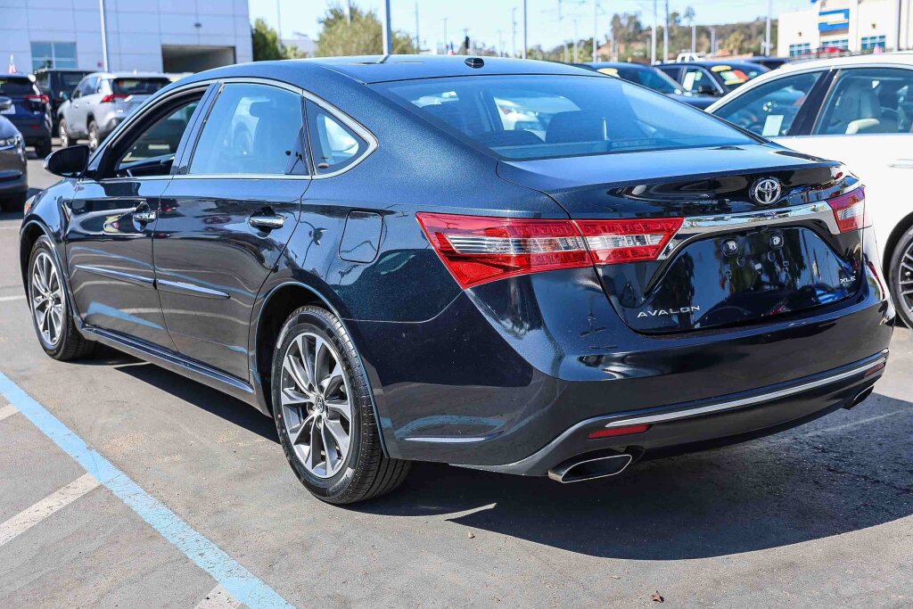 Used 2016 Toyota Avalon XLE Premium FWD image 21
