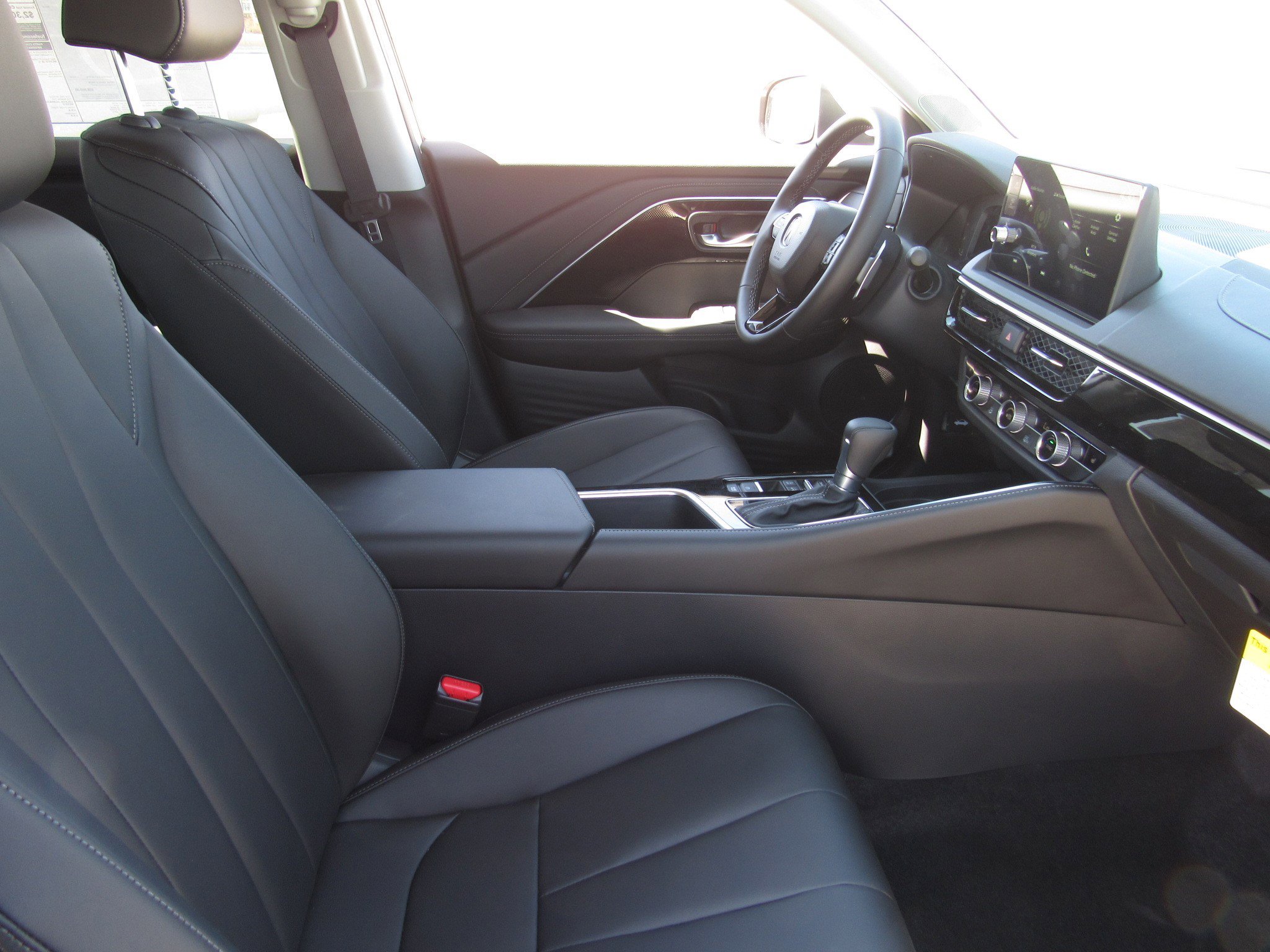 Certified 2025 Acura ADX FWD image 9