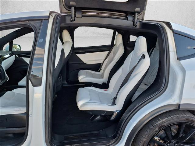 Used 2020 Tesla Model X Long Range AWD/4WD image 29