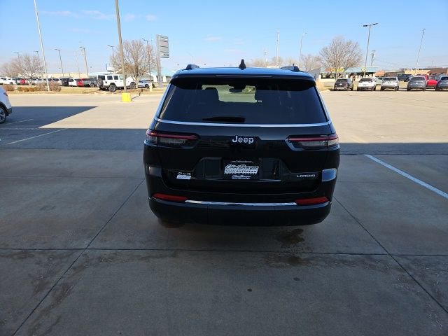 Used 2023 Jeep Grand Cherokee L Laredo image 6