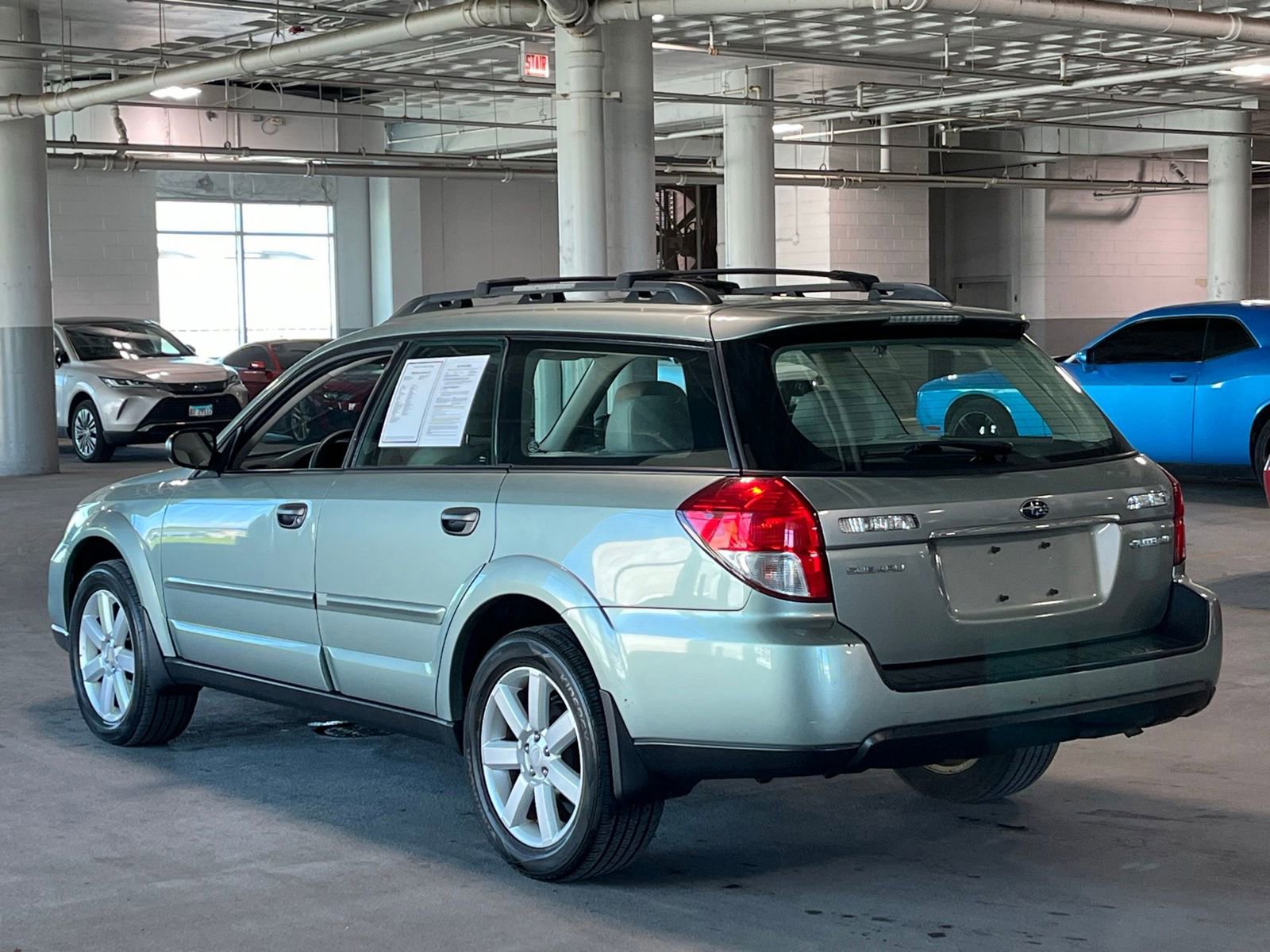 Used 2009 Subaru Outback 2.5i Special Edition AWD/4WD image 8