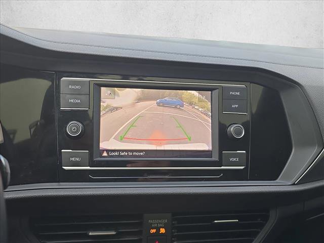 Used 2022 Volkswagen Jetta SE w/ Panoramic Sunroof Package FWD image 14