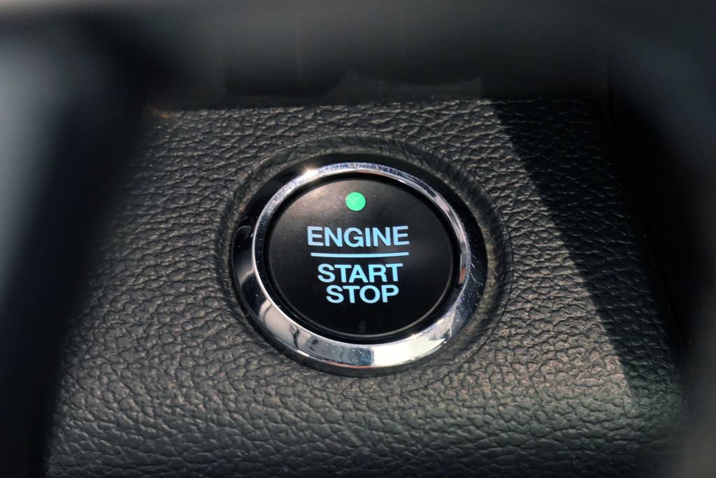Used 2022 Ford F350 Platinum w/ Tremor Off-Road Package AWD/4WD image 29