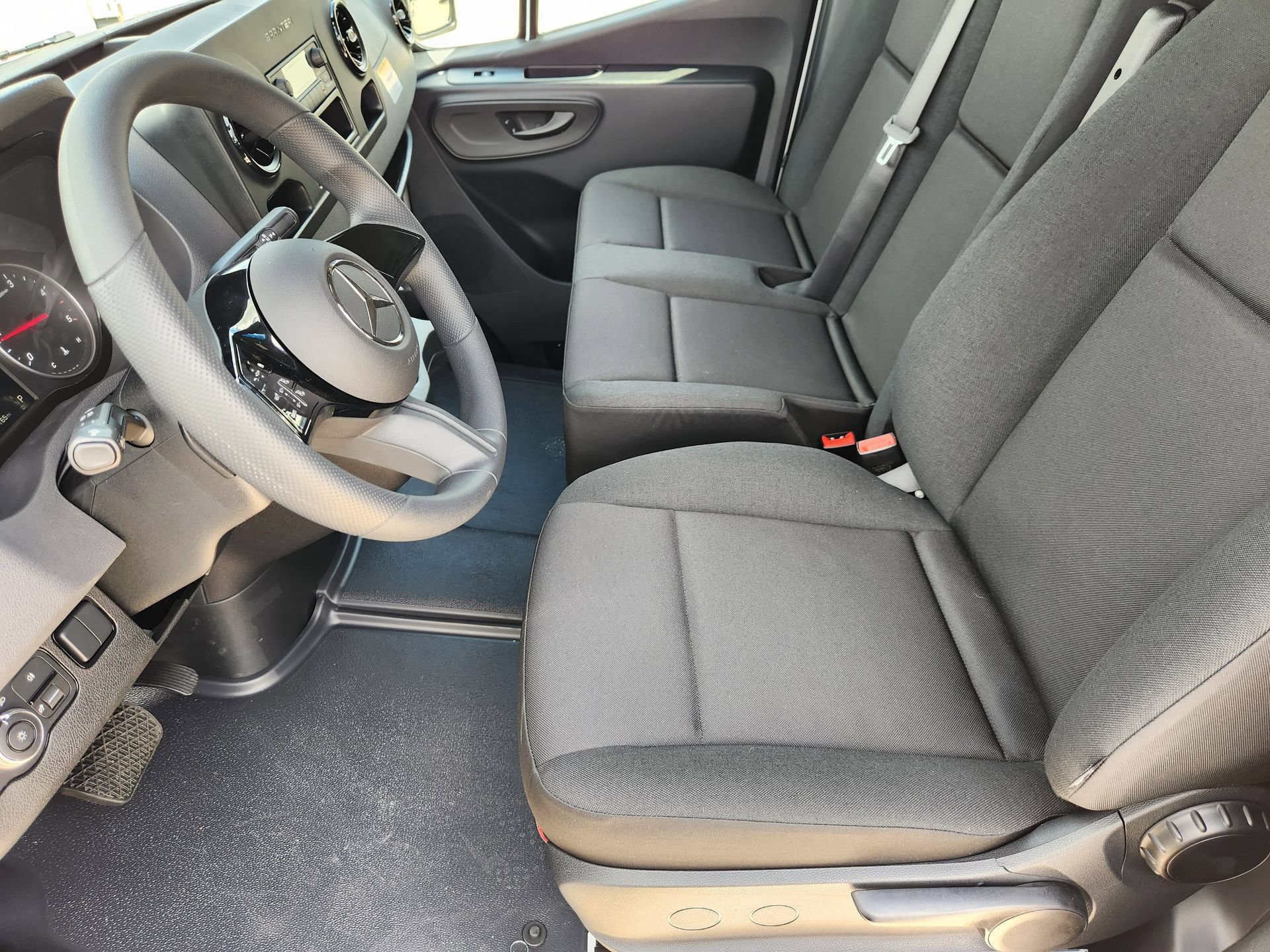 New 2026 Mercedes-Benz Sprinter 2500 image 11