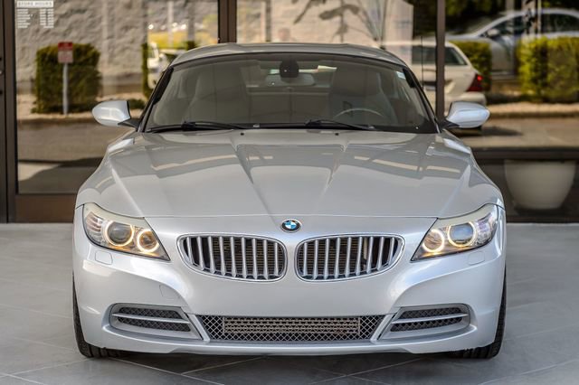 Used 2009 BMW Z4 sDrive35i image 6