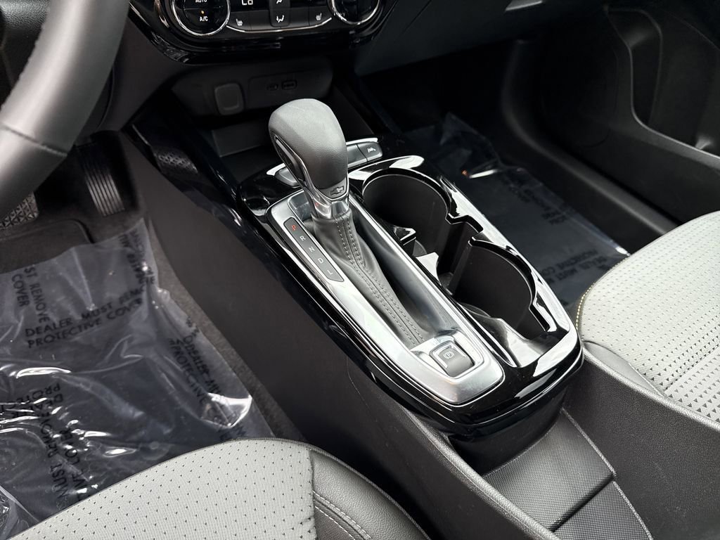 Used 2024 Chevrolet Trax LT w/ Driver Confidence Package image 20