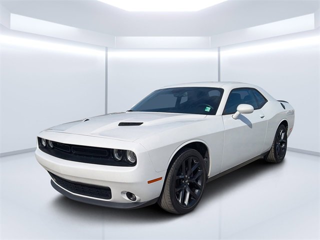 Used 2022 Dodge Challenger SXT w/ Blacktop Package image 7