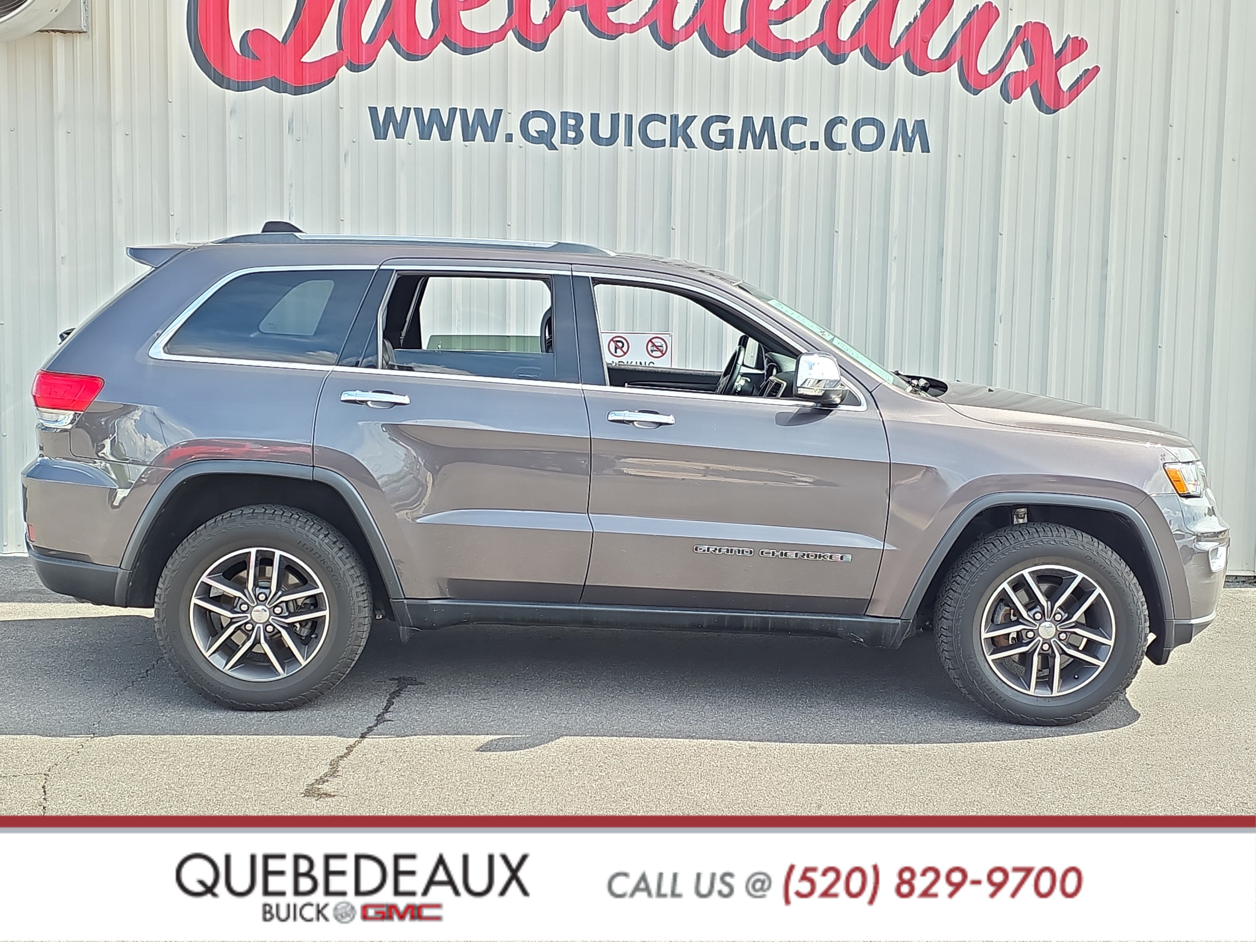 Used 2017 Jeep Grand Cherokee Limited AWD/4WD image 8
