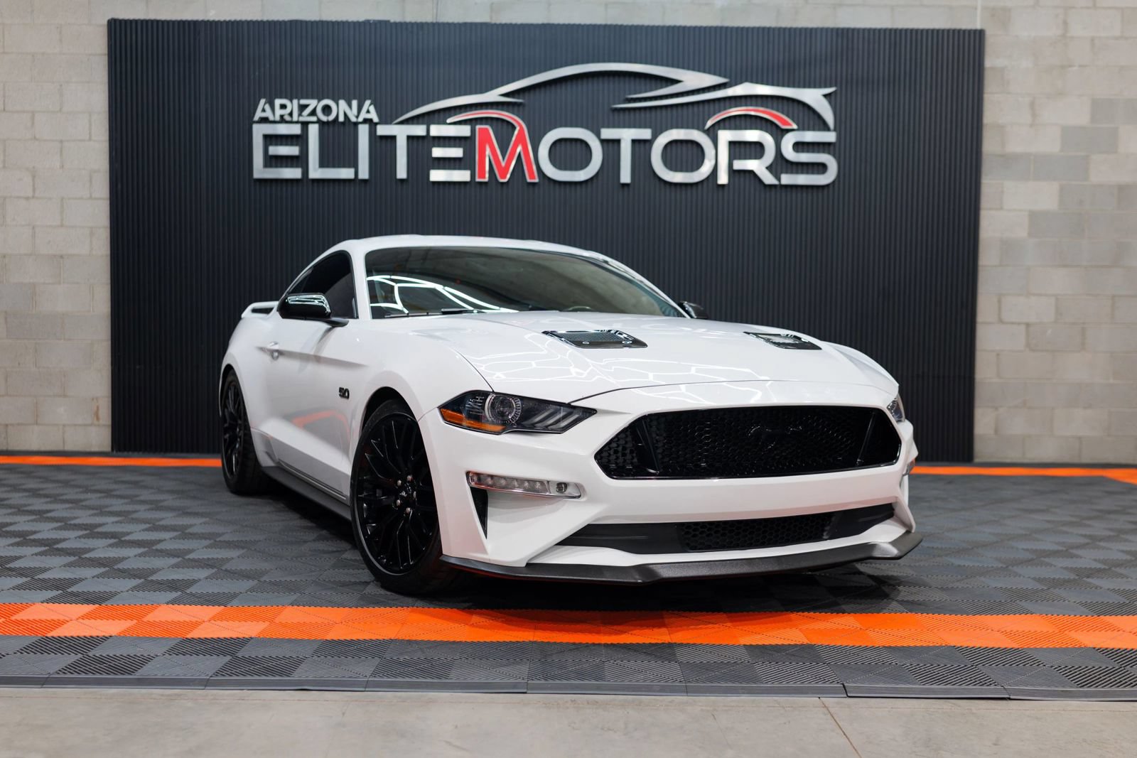 Used 2019 Ford Mustang GT w/ GT Performance Package RWD image 3