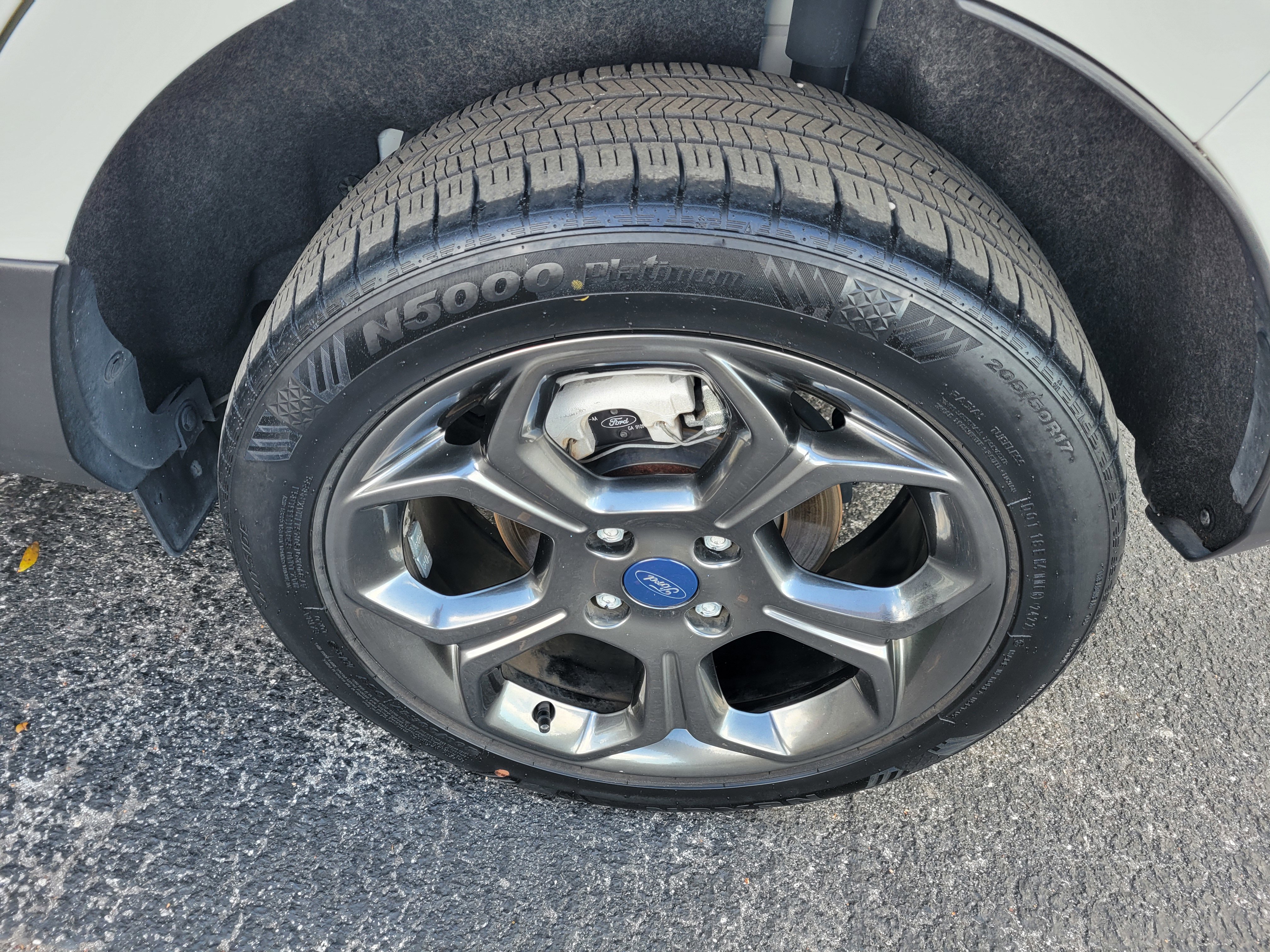 Used 2018 Ford EcoSport SES image 32