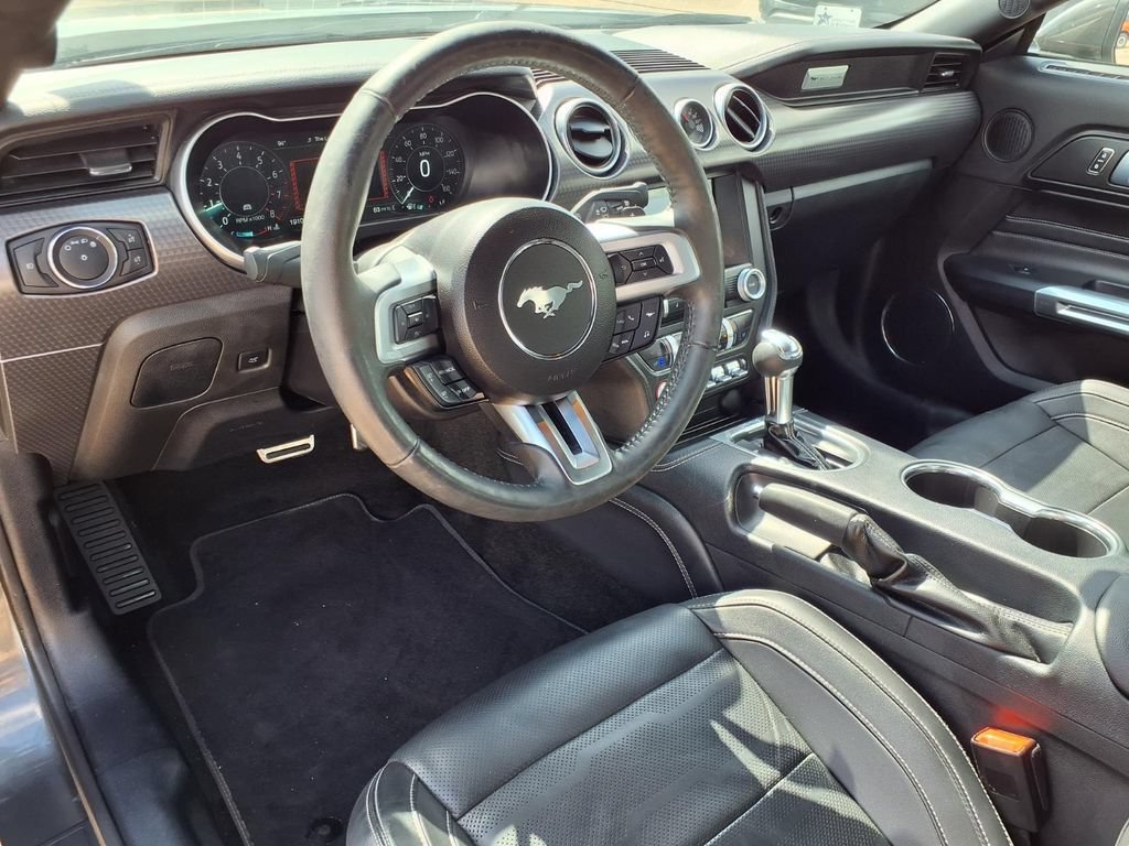Used 2018 Ford Mustang Premium w/ Ecoboost Performance Package RWD image 9