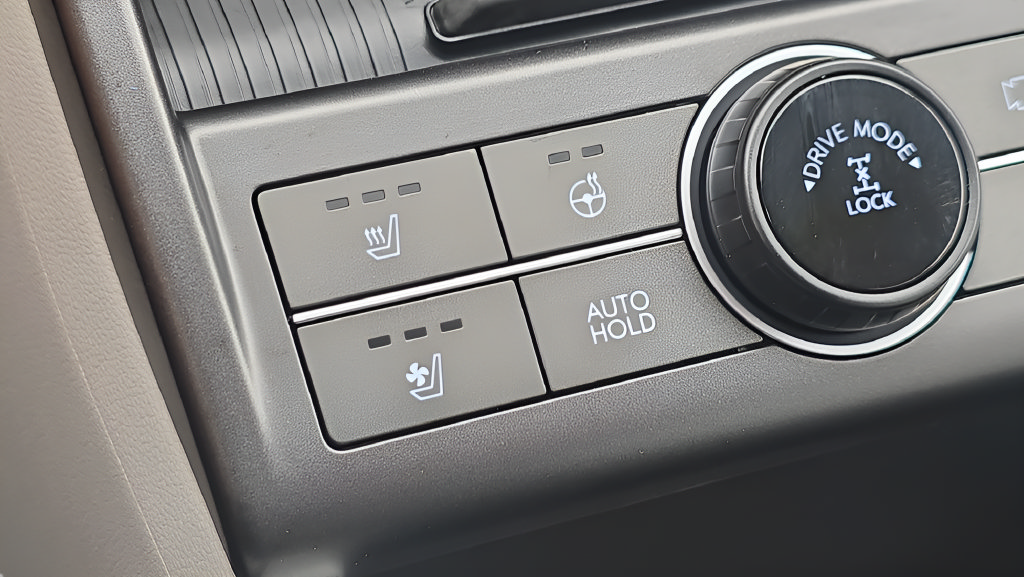 New 2026 Hyundai Kona Limited AWD/4WD image 30
