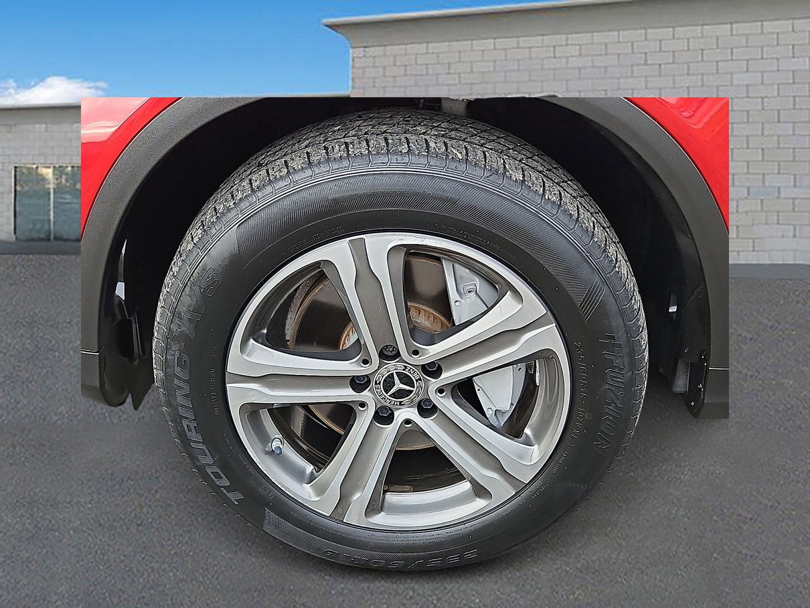 Used 2018 Mercedes-Benz GLC 300 4MATIC image 8