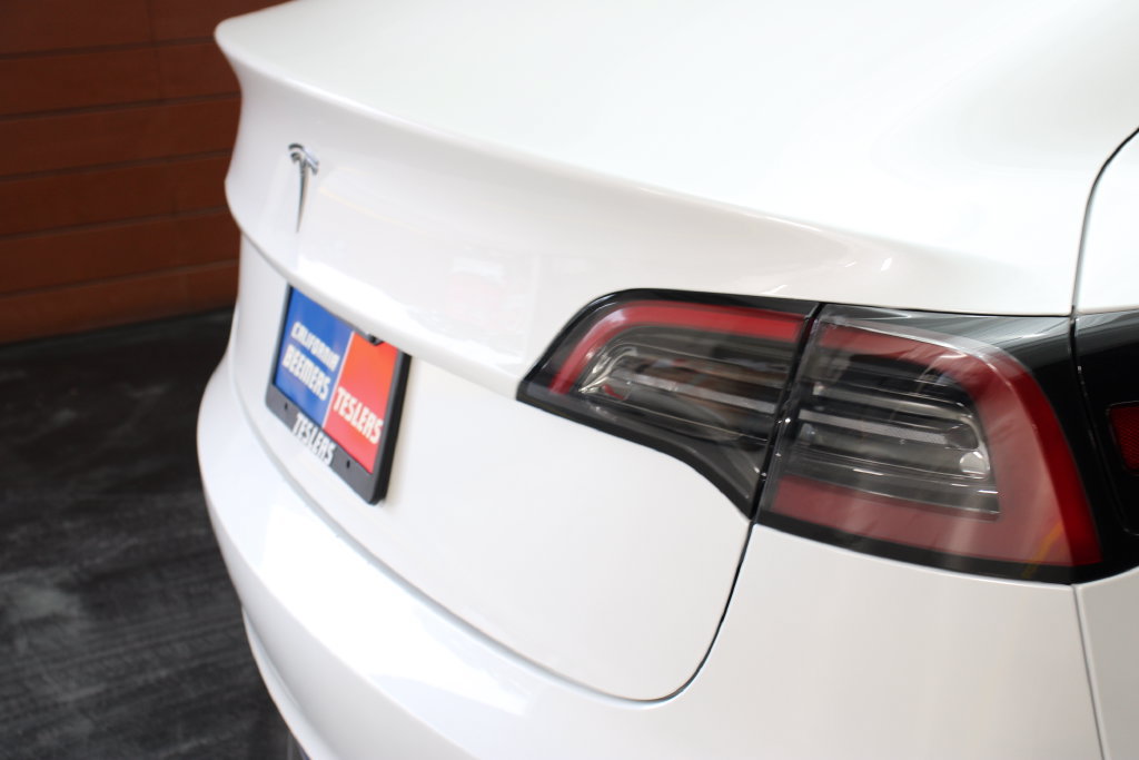 Used 2023 Tesla Model 3 Standard Range RWD image 18