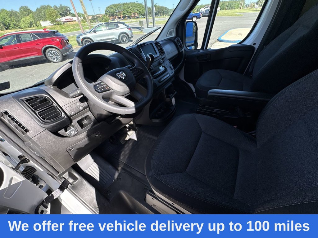 Used 2025 RAM ProMaster 2500 w/ U-Haul Equipment Group FWD image 10