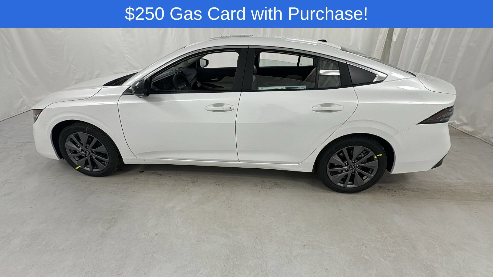 New 2026 Nissan Sentra SL w/ Floor Mat Package FWD image 6