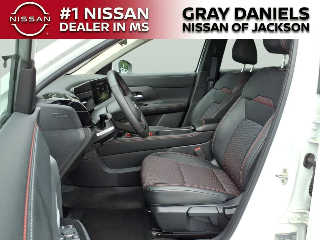 Certified 2025 Nissan Kicks SR AWD/4WD image 18
