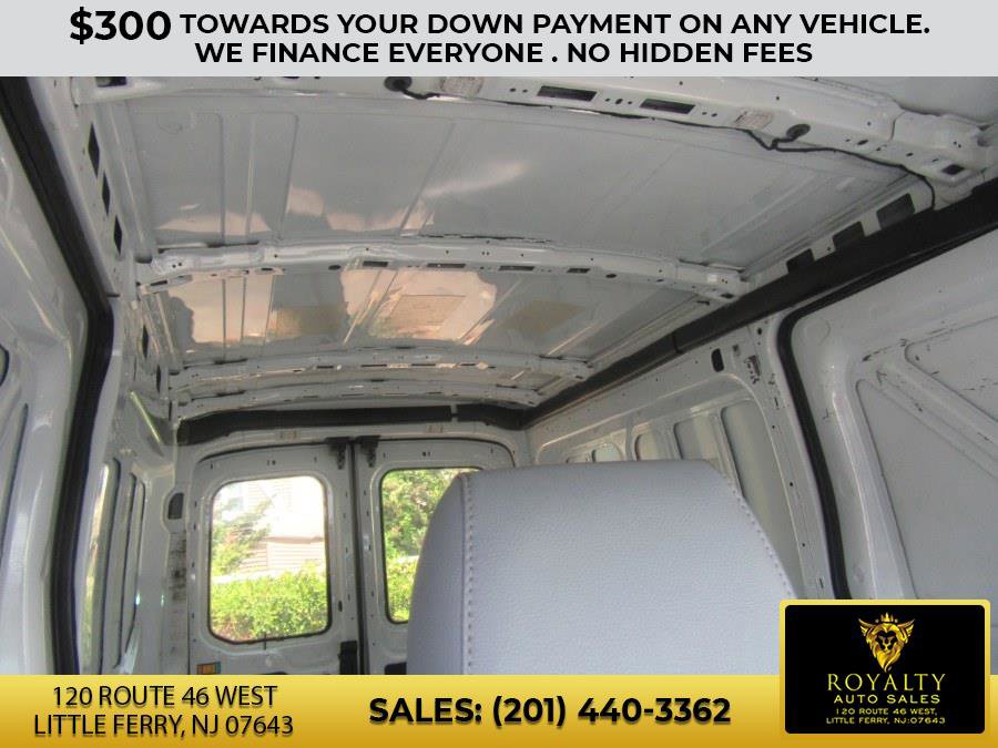 Used 2018 Ford Transit 250 148 Medium Roof image 6