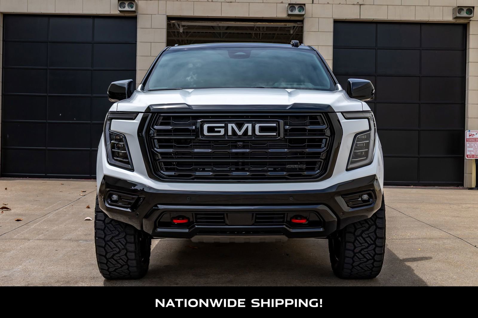 Used 2026 GMC Yukon XL AT4 w/ AT4 Premium Plus Package AWD/4WD image 4