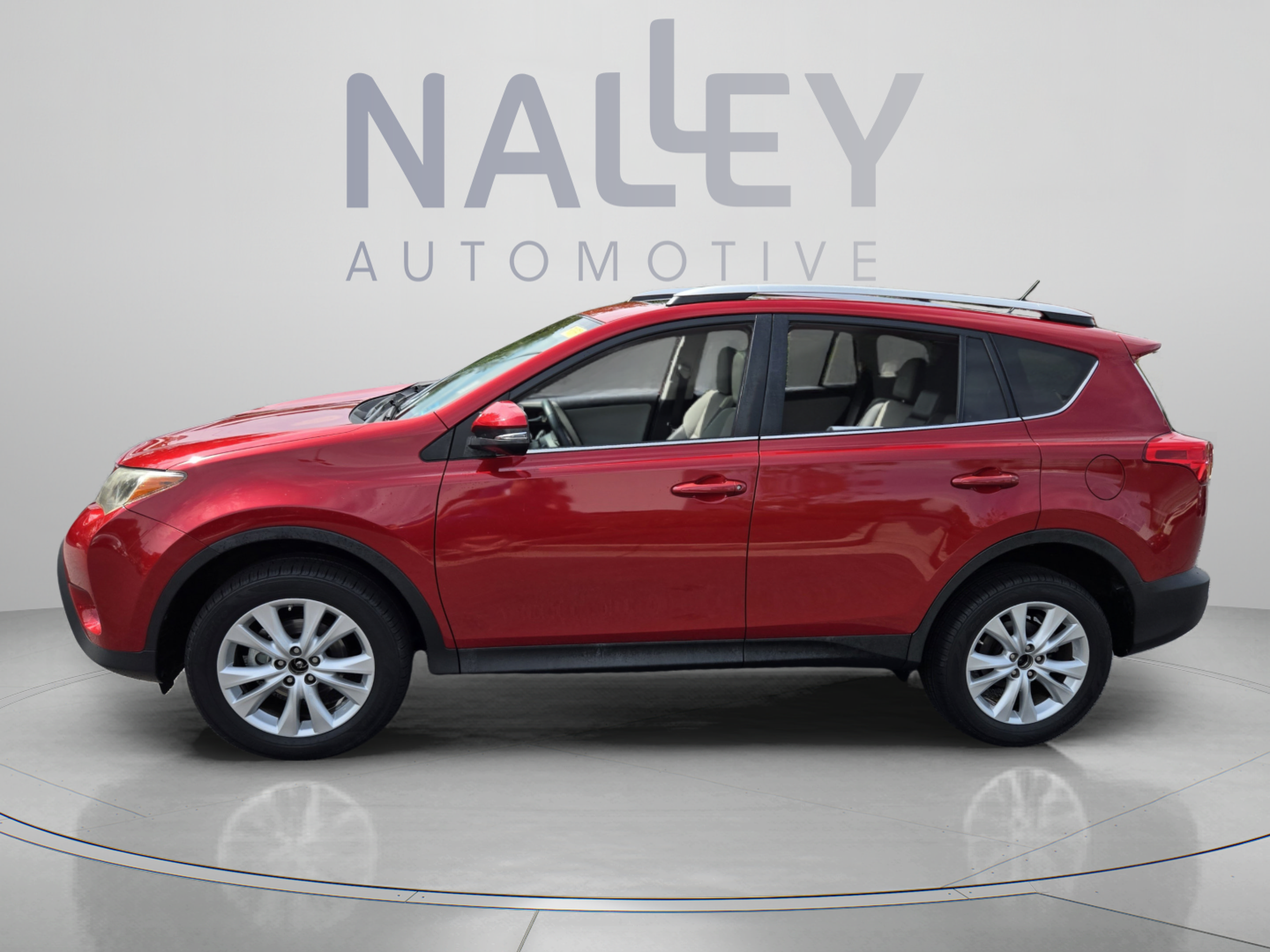 Used 2015 Toyota RAV4 Limited w/ Technology Package FWD image 2