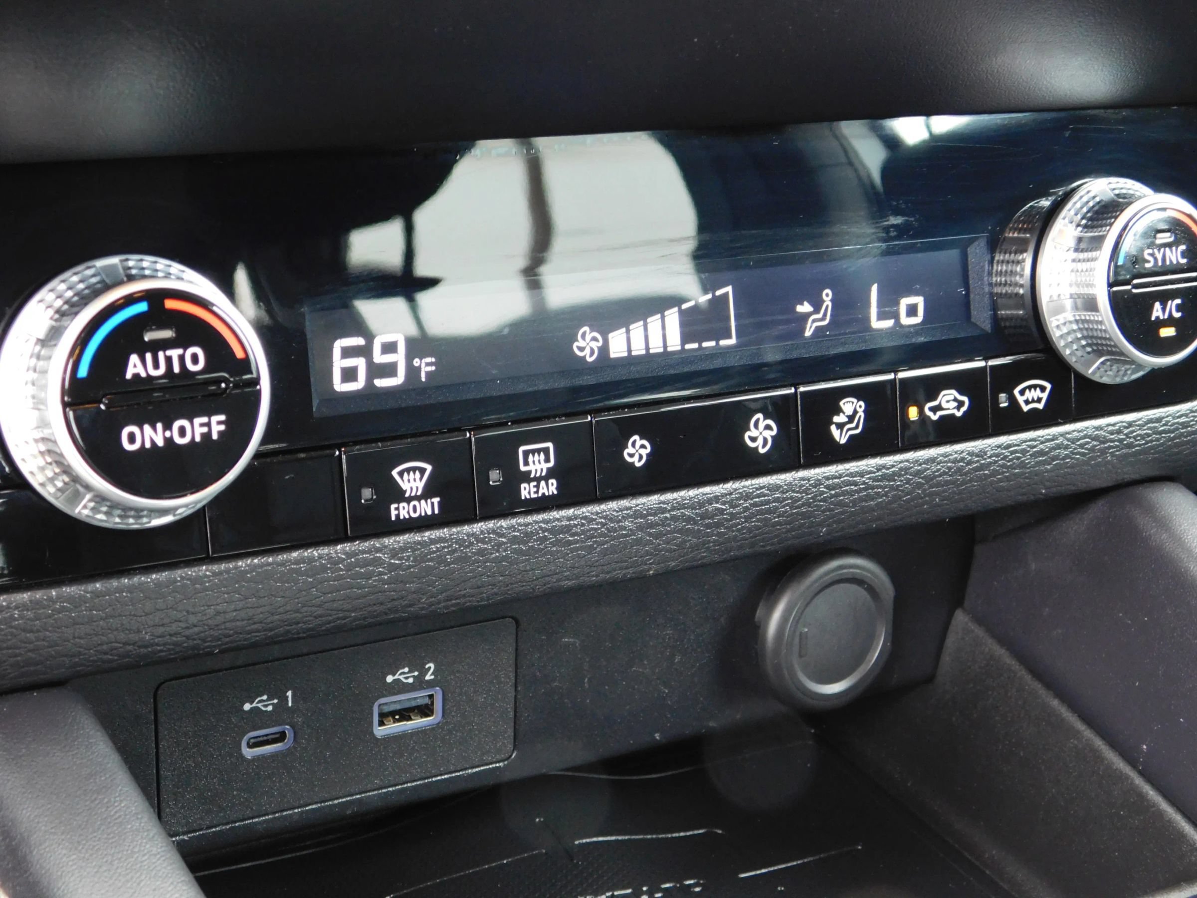 Used 2024 Mitsubishi Outlander ES AWD/4WD image 19