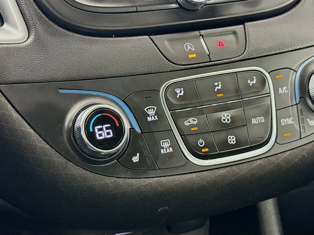 Used 2023 Chevrolet Malibu LT image 19