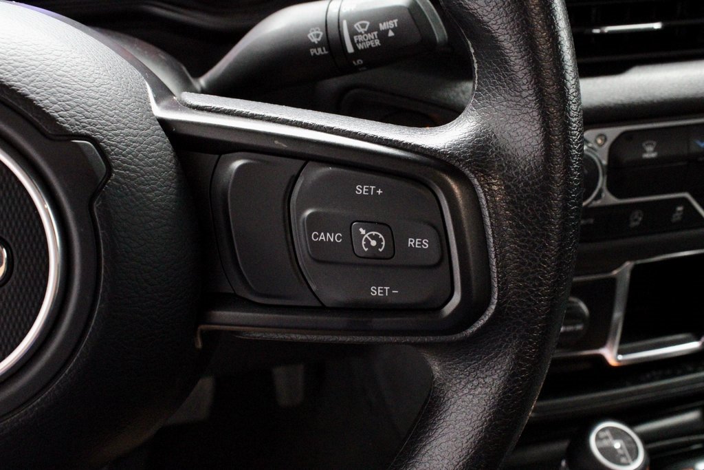 Used 2024 Jeep Gladiator Sport image 29