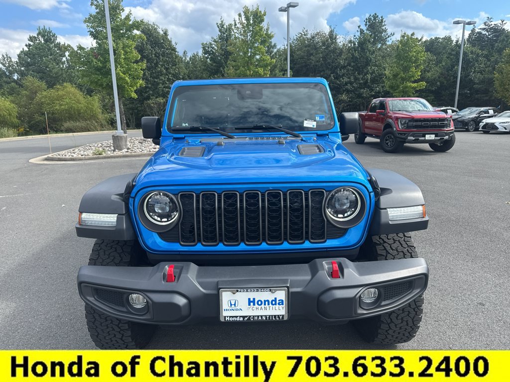 Used 2024 Jeep Wrangler Unlimited Rubicon w/ Safety Group AWD/4WD image 2