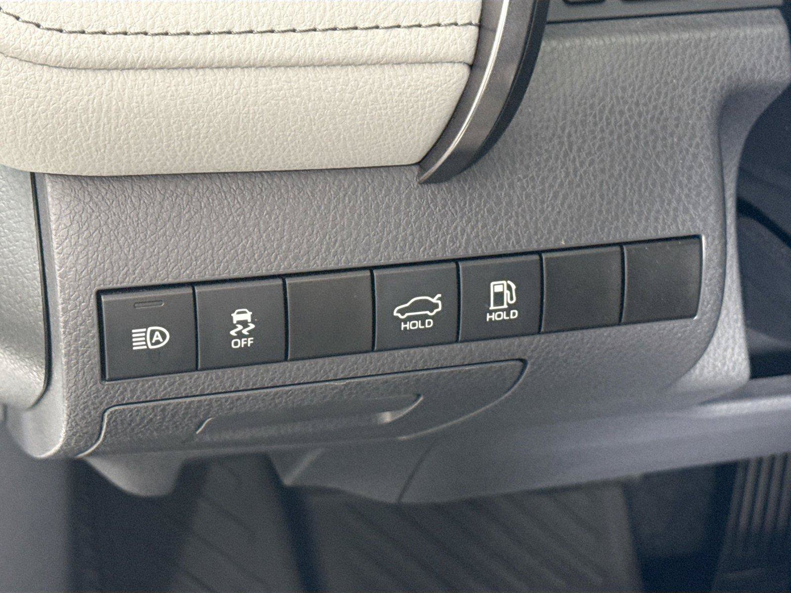 Certified 2023 Toyota Camry XSE FWD image 15