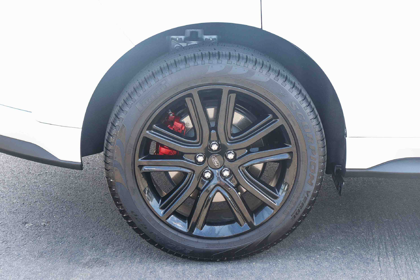 Used 2022 Ford Edge ST-Line AWD/4WD image 9