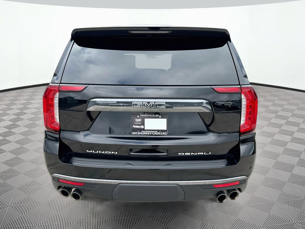 Used 2024 GMC Yukon Denali Ultimate w/ LPO, Floor Liner Package AWD/4WD image 7
