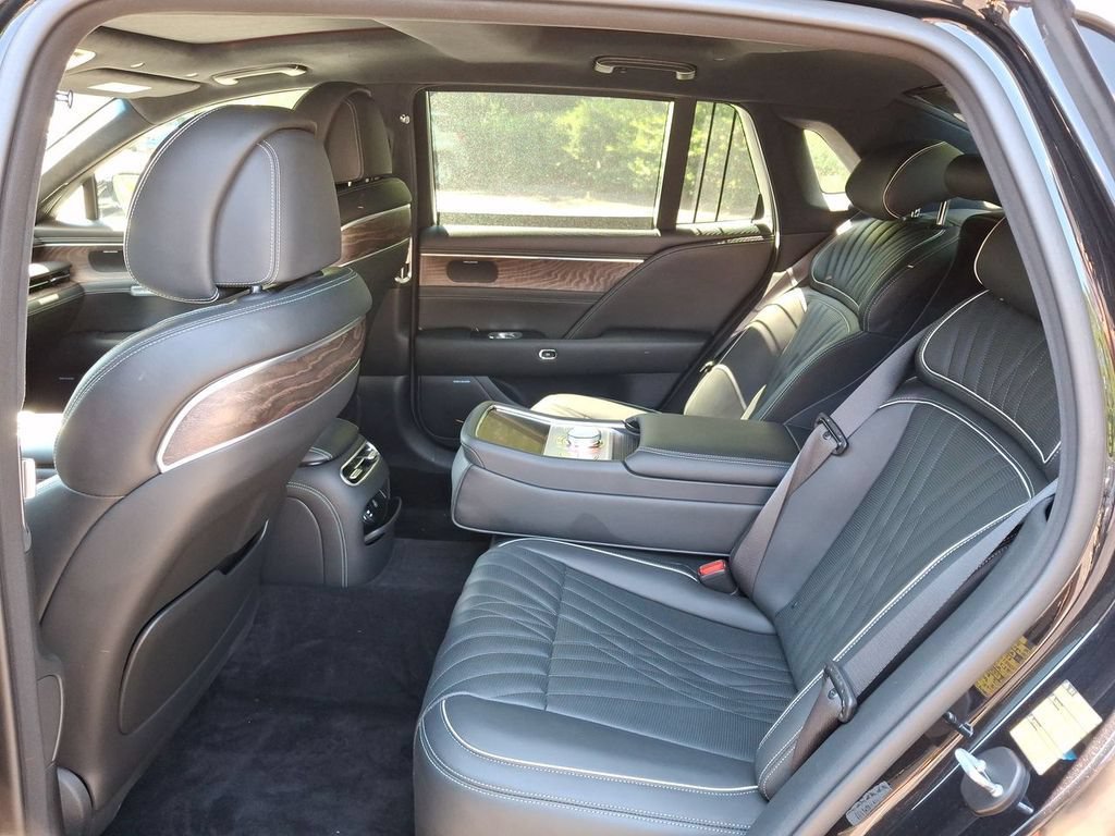 Used 2023 Genesis G90 3.5T AWD/4WD image 26