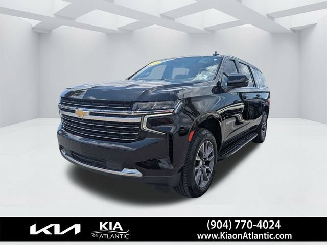 Used 2022 Chevrolet Suburban LT w/ LT Signature Plus Package AWD/4WD image 7