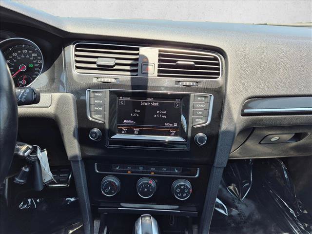 Used 2015 Volkswagen GTI SE FWD image 13