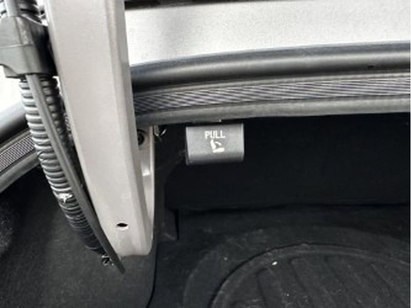 Used 2023 Hyundai Elantra SEL w/ Convenience Package image 25